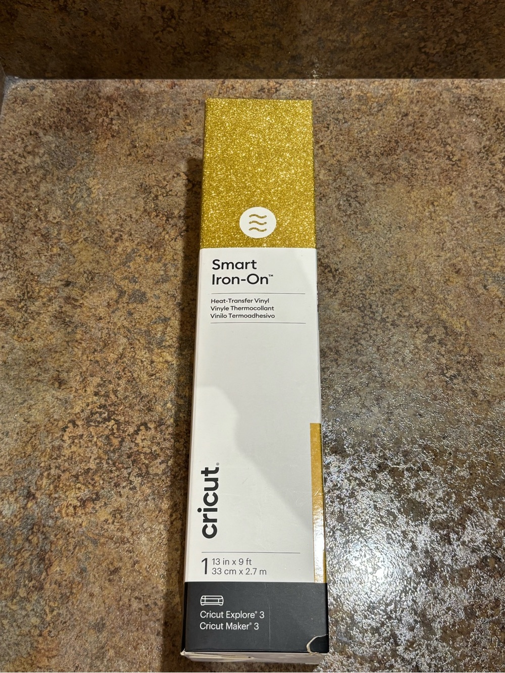 Cricut Smart Iron-On Glitter Vinyl - Gold glitter